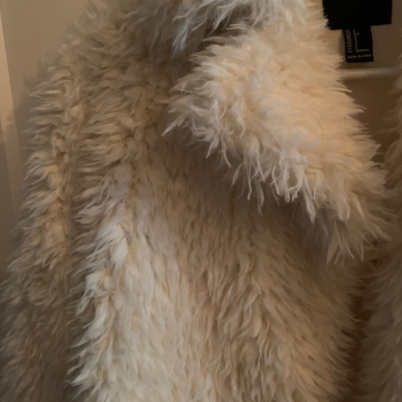 Off white teddy coat - Picture 2 of 4